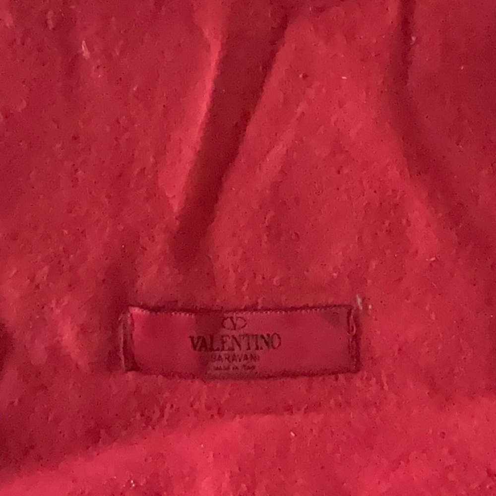 Authentic Valentino - Picture 5 of 6
